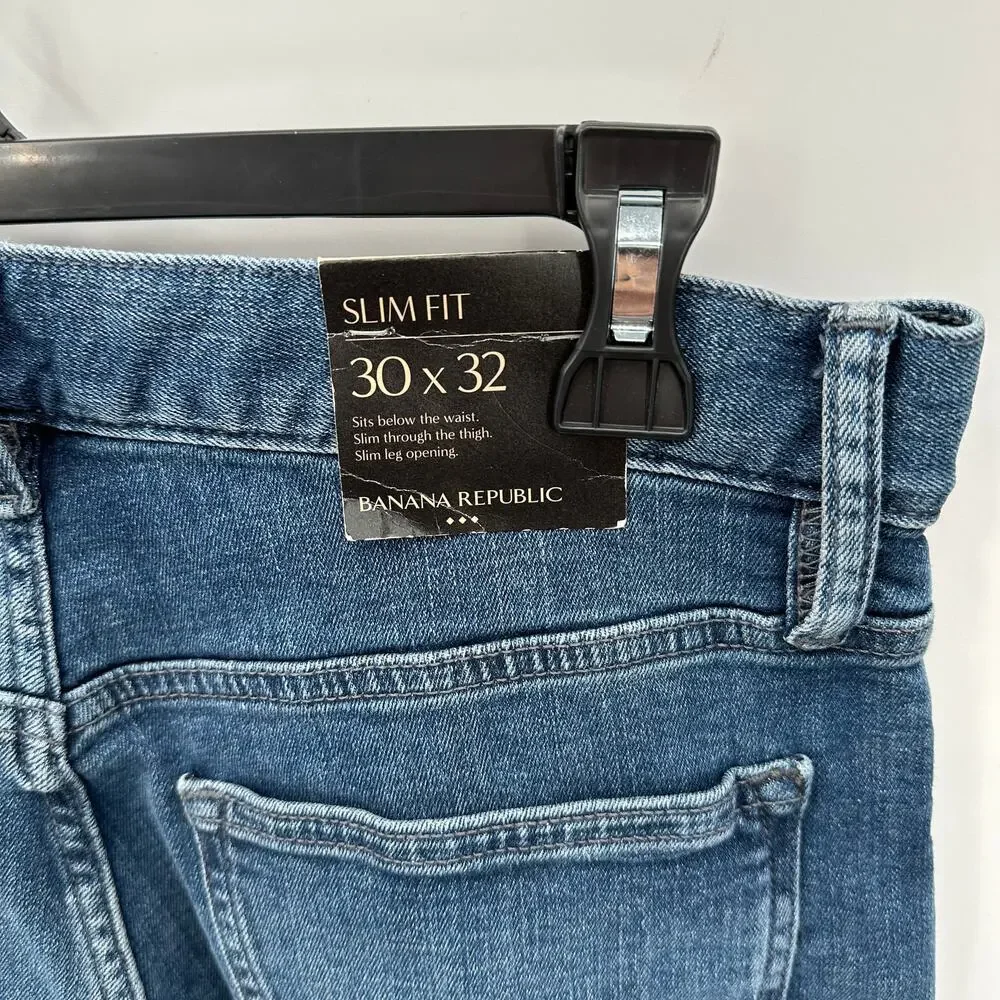BANANA REPUBLIC NWT Men's Slim Jean in Medium Wash // 30x32